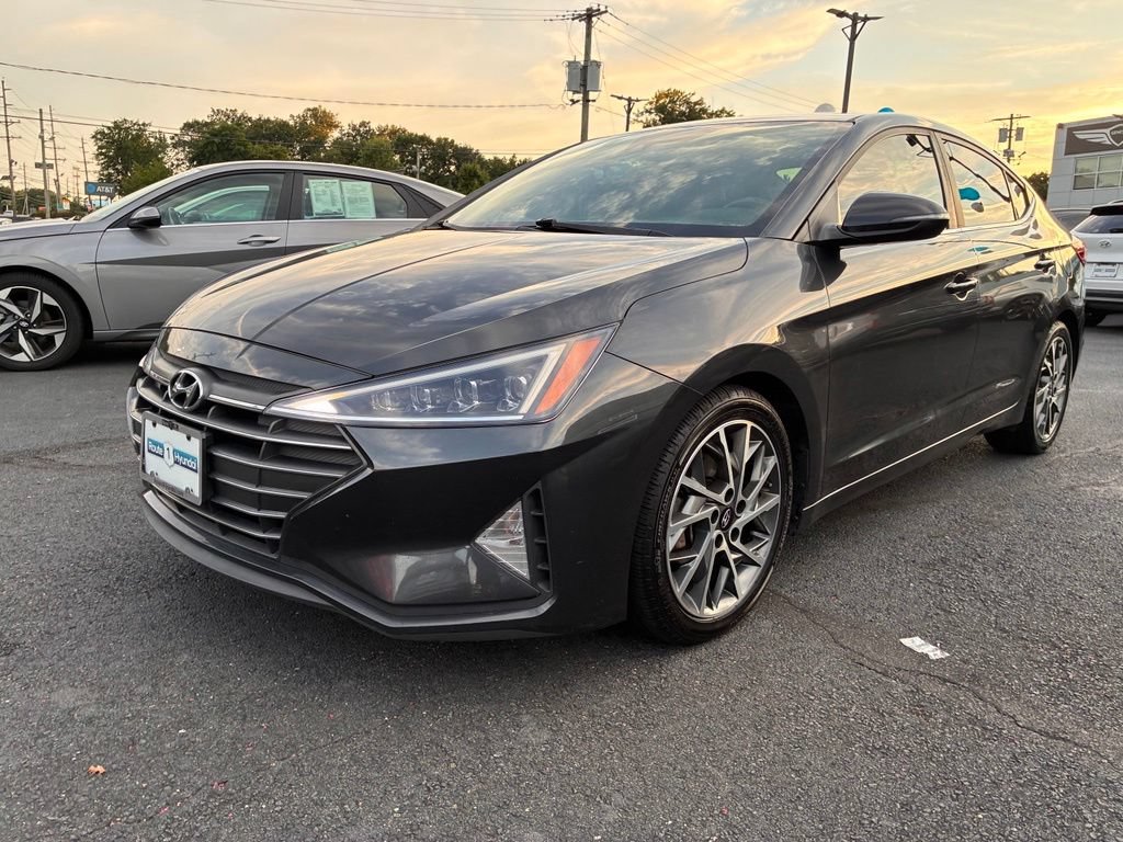 Used 2020 Hyundai Elantra Limited FWD image 3