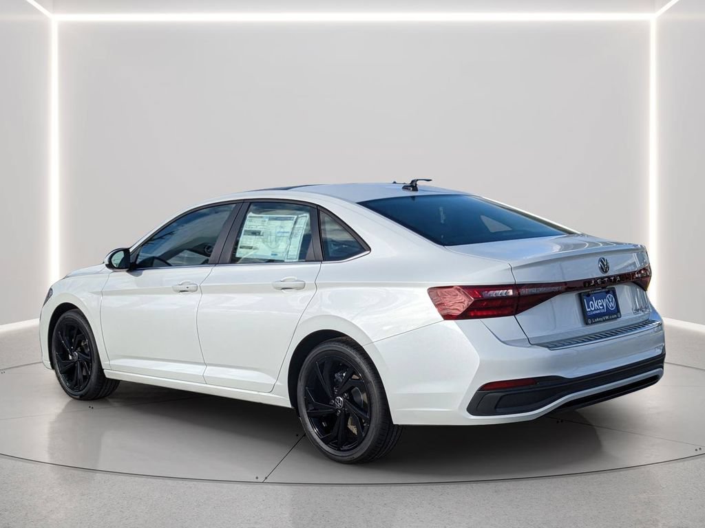 New 2026 Volkswagen Jetta SE FWD image 4