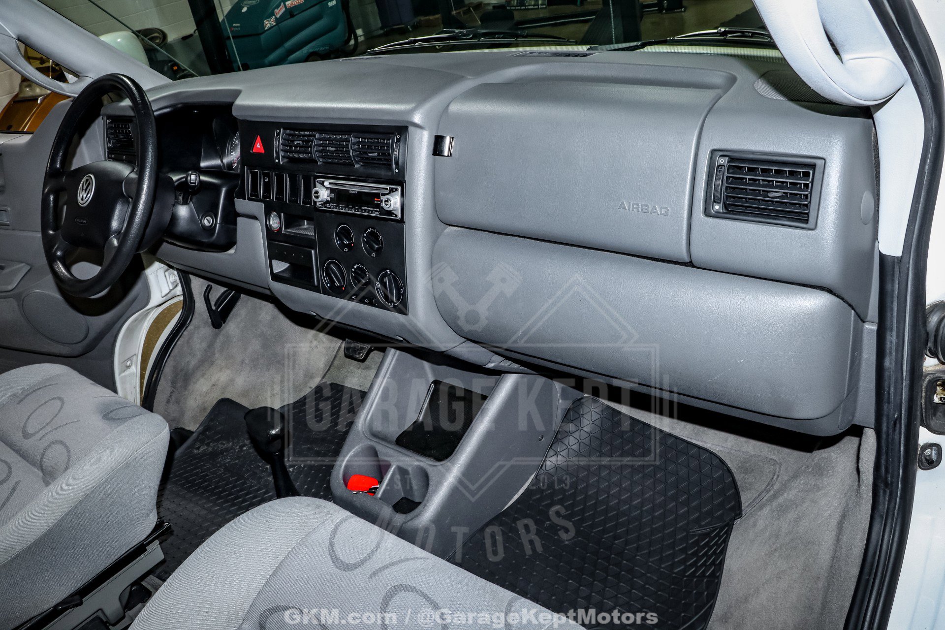 Used 2003 Volkswagen Eurovan MV image 77