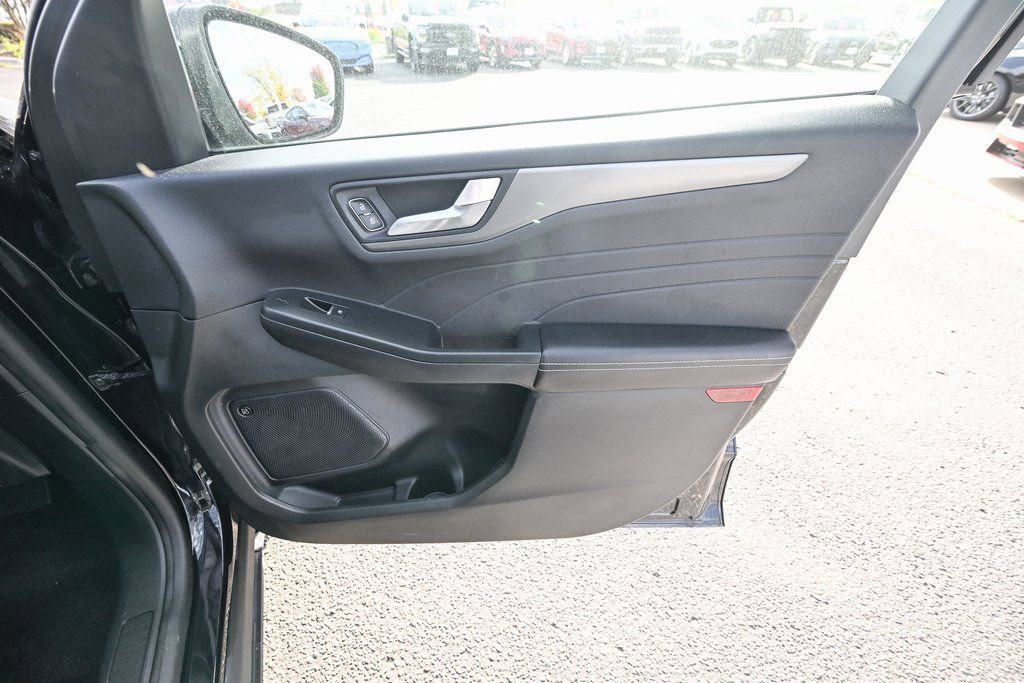 Used 2023 Ford Escape Active w/ Tech Pack #2 image 26