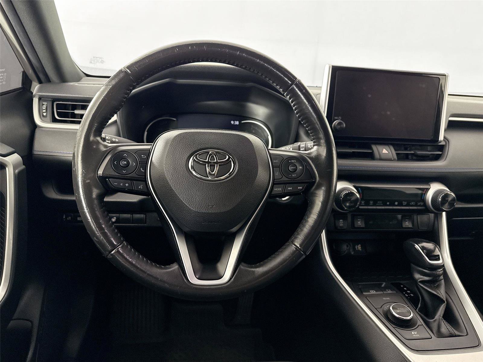 Certified 2023 Toyota RAV4 SE w/ SE Grade Weather Package AWD/4WD image 30