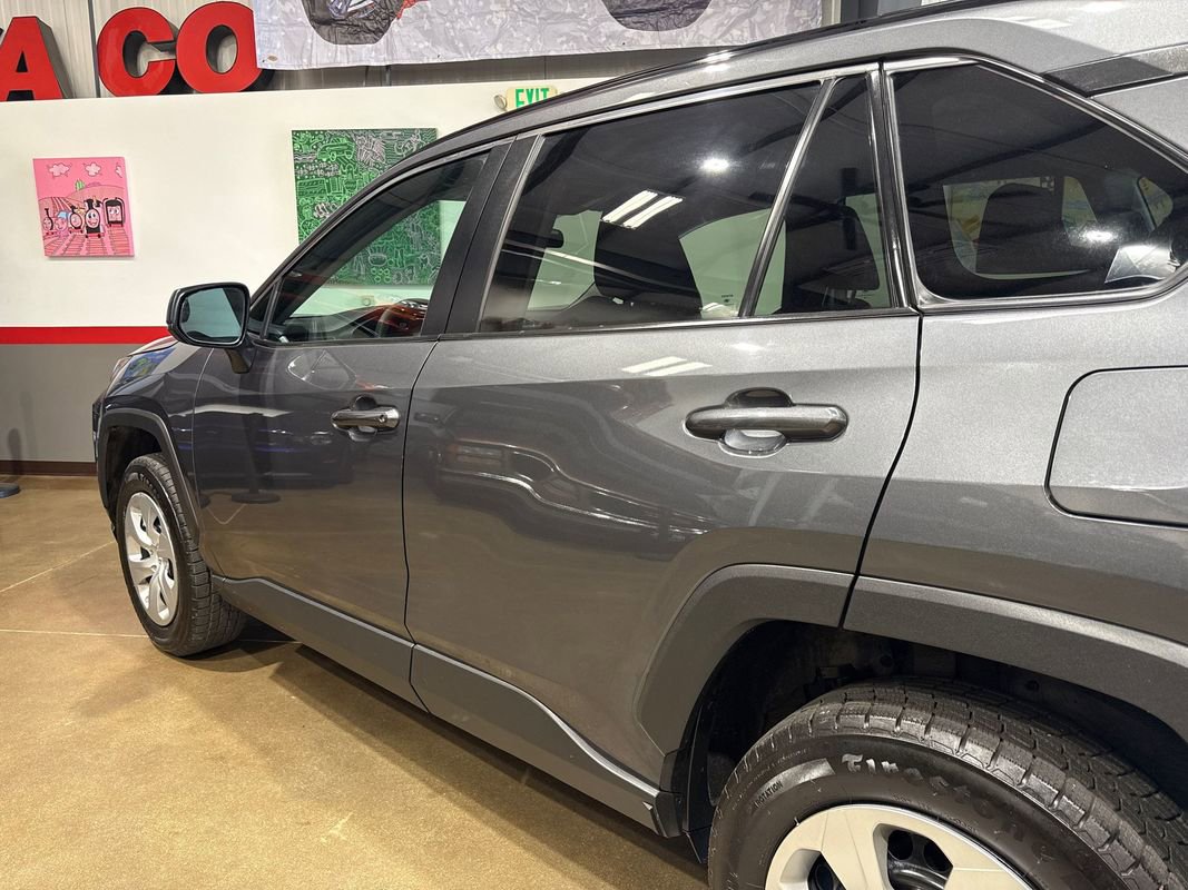 Used 2021 Toyota RAV4 LE AWD/4WD image 55