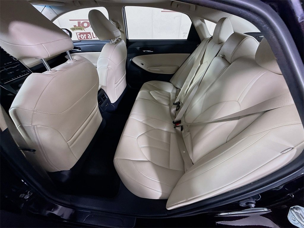 Certified 2020 Toyota Avalon XLE w/ Moonroof Package image 27