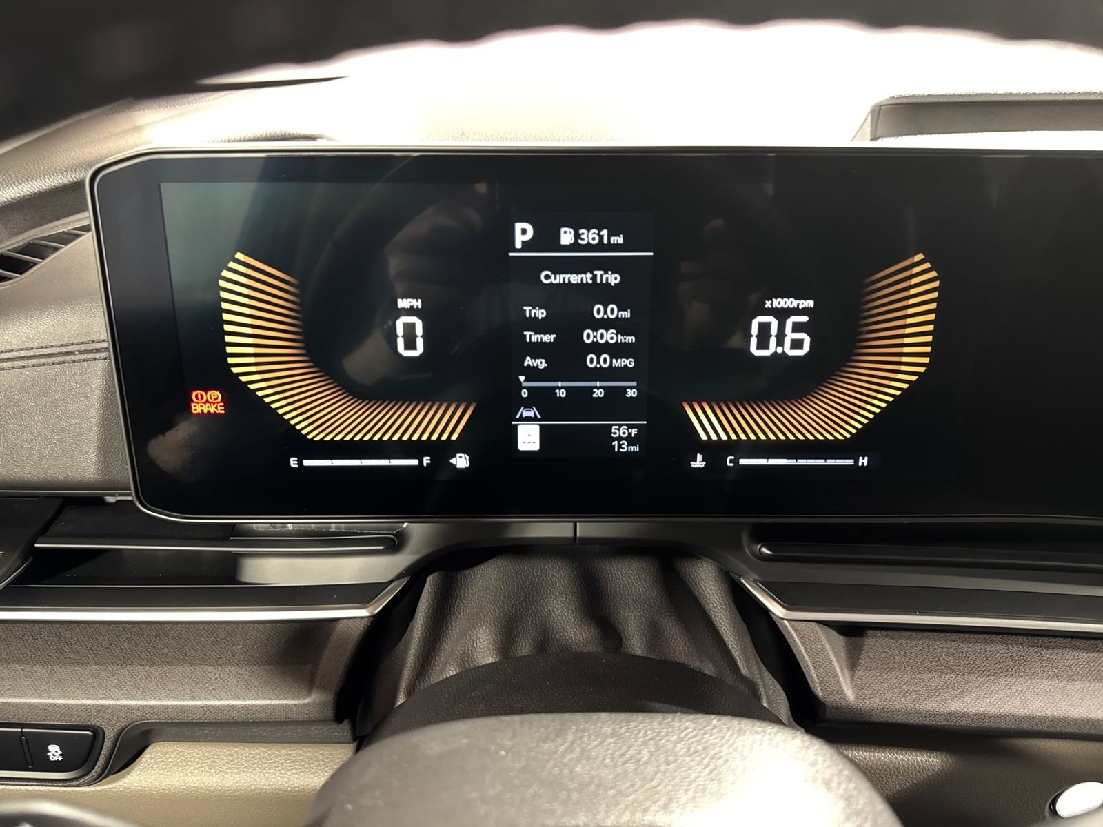 New 2026 Kia Carnival EX FWD image 16