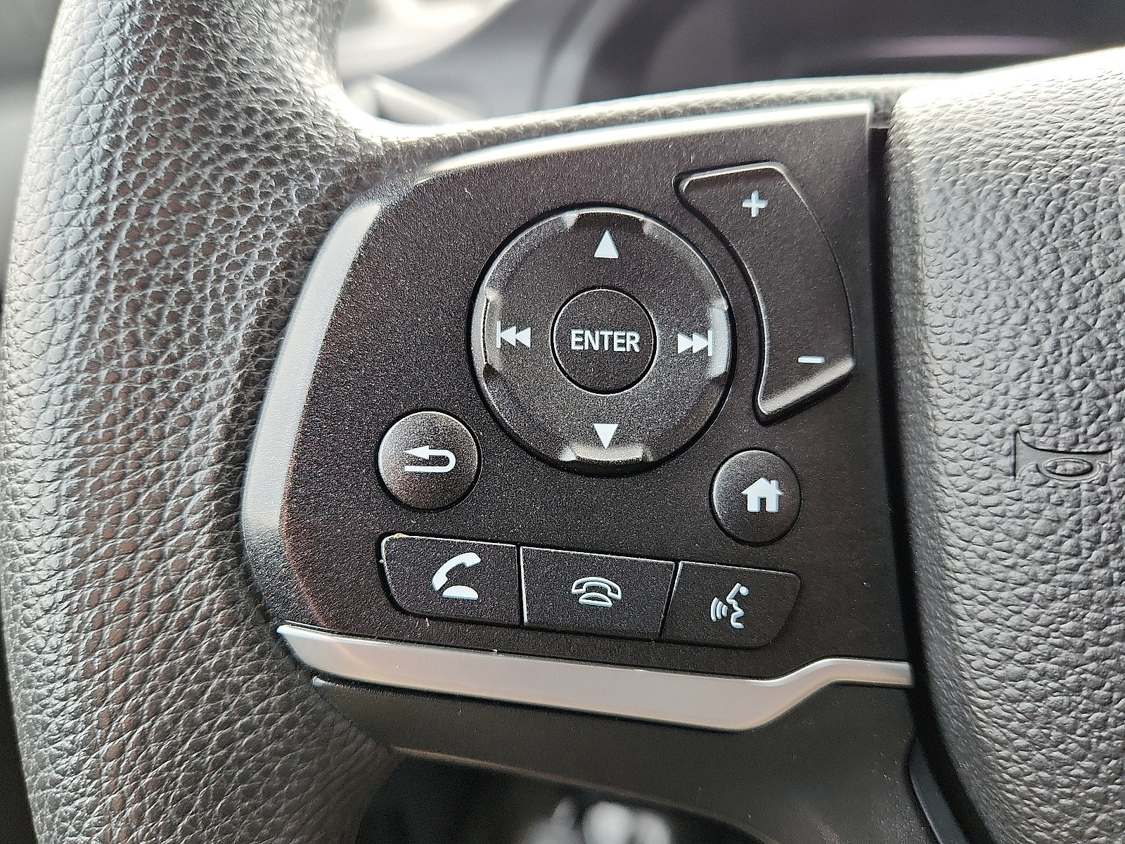 Used 2022 Honda Pilot Sport image 22