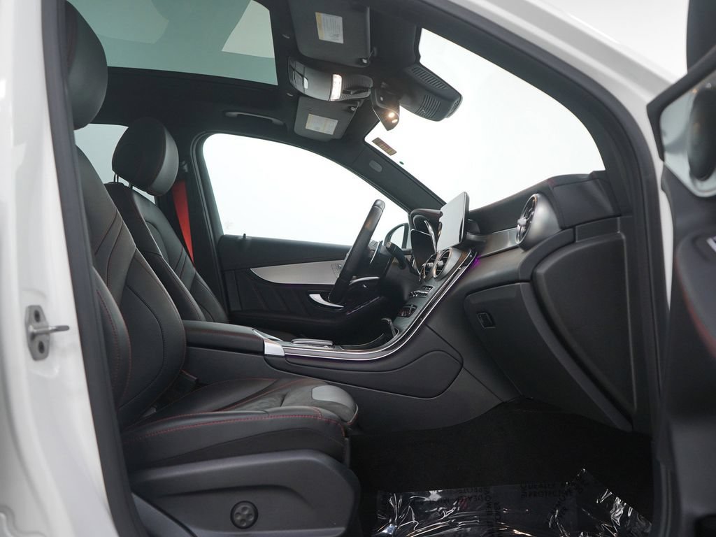 Used 2022 Mercedes-Benz GLC 43 AMG 4MATIC image 11
