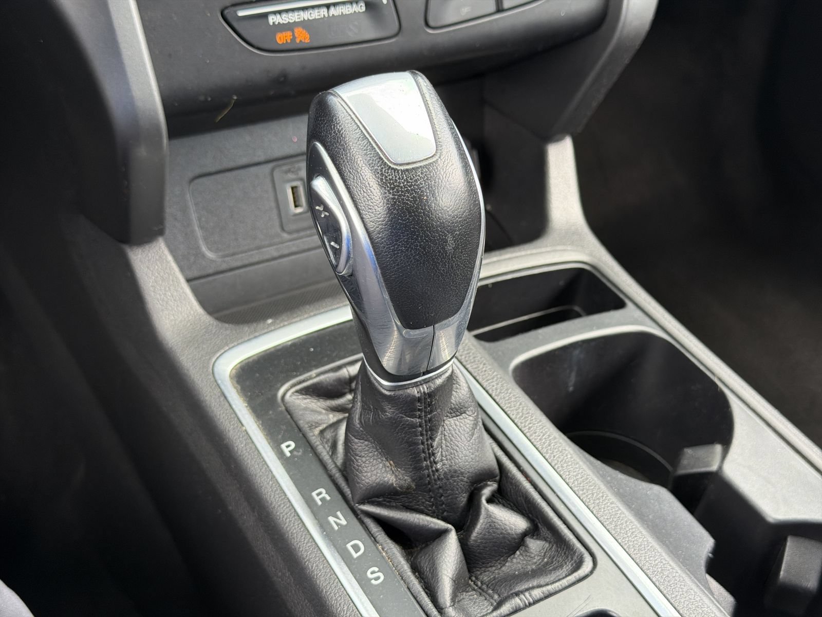 Used 2019 Ford Escape SEL FWD image 32