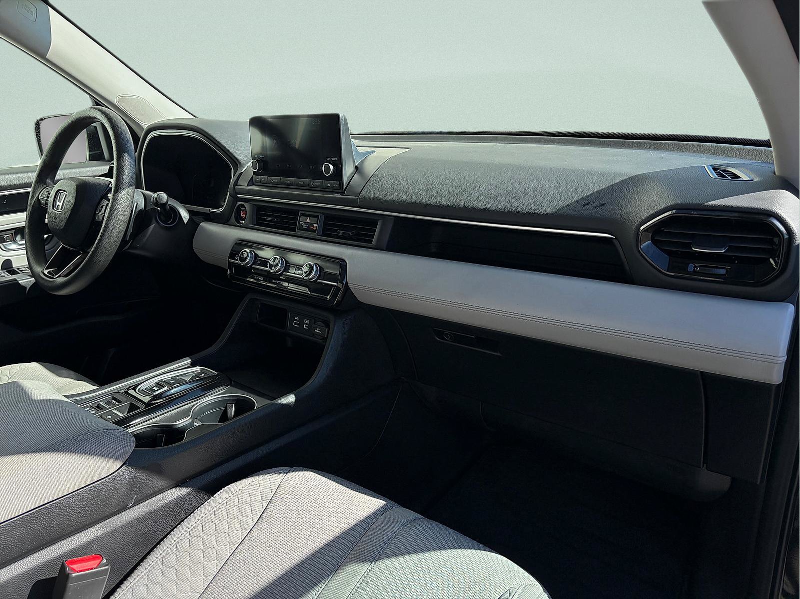 Certified 2023 Honda Pilot LX image 31