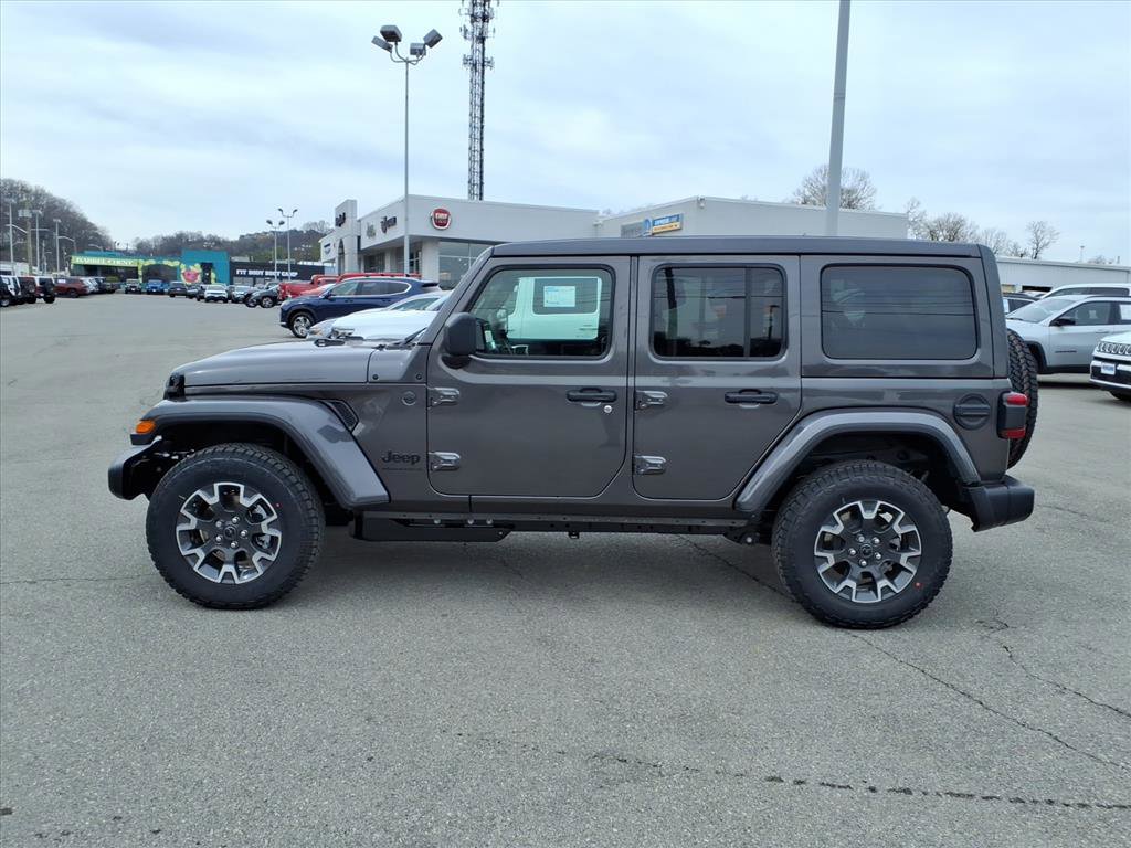 New 2026 Jeep Wrangler Sahara image 7
