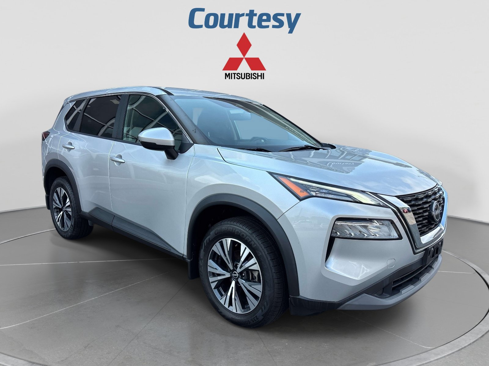 Used 2022 Nissan Rogue SV AWD/4WD image 7