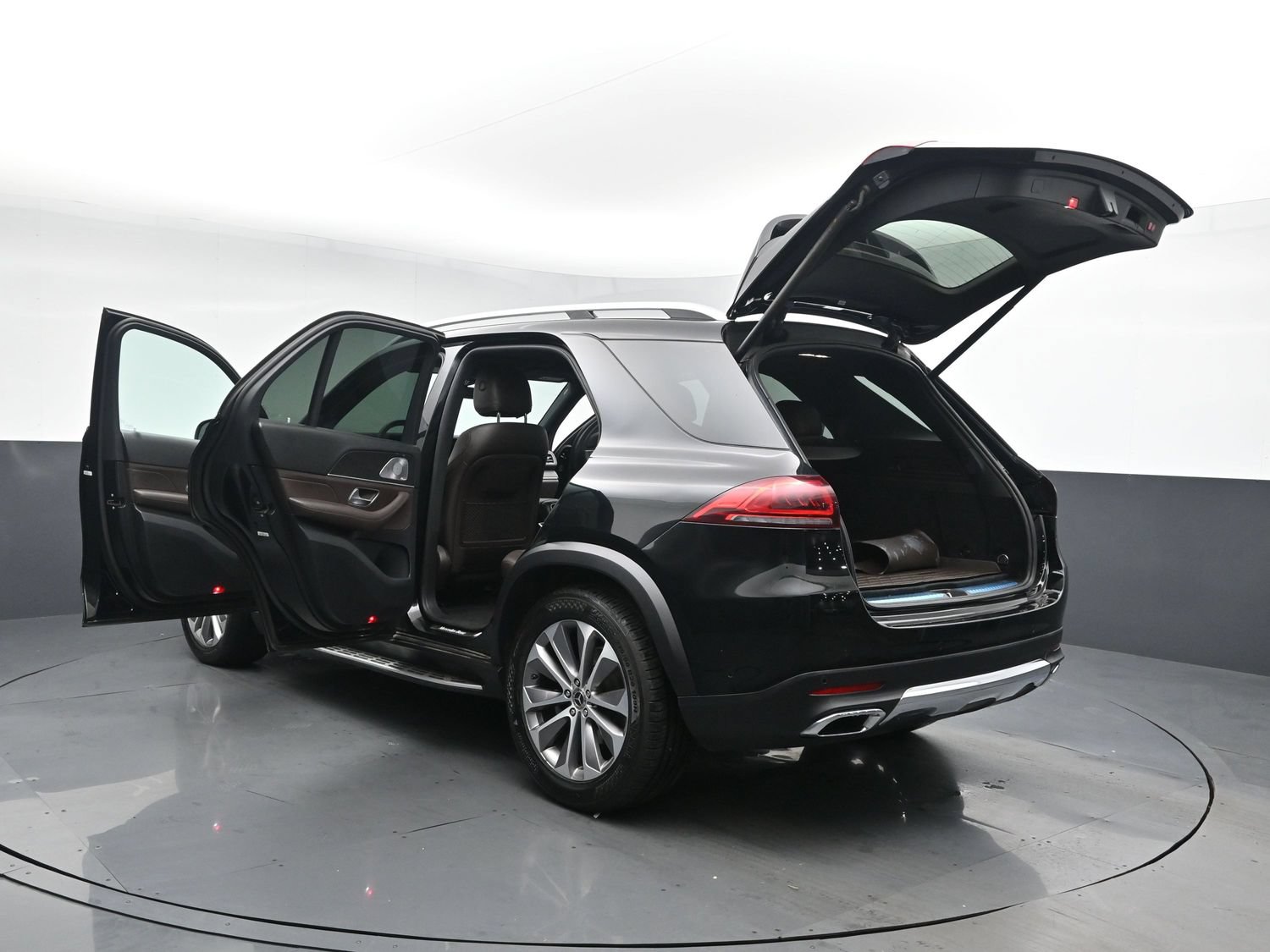 Used 2021 Mercedes-Benz GLE 350 4MATIC image 28