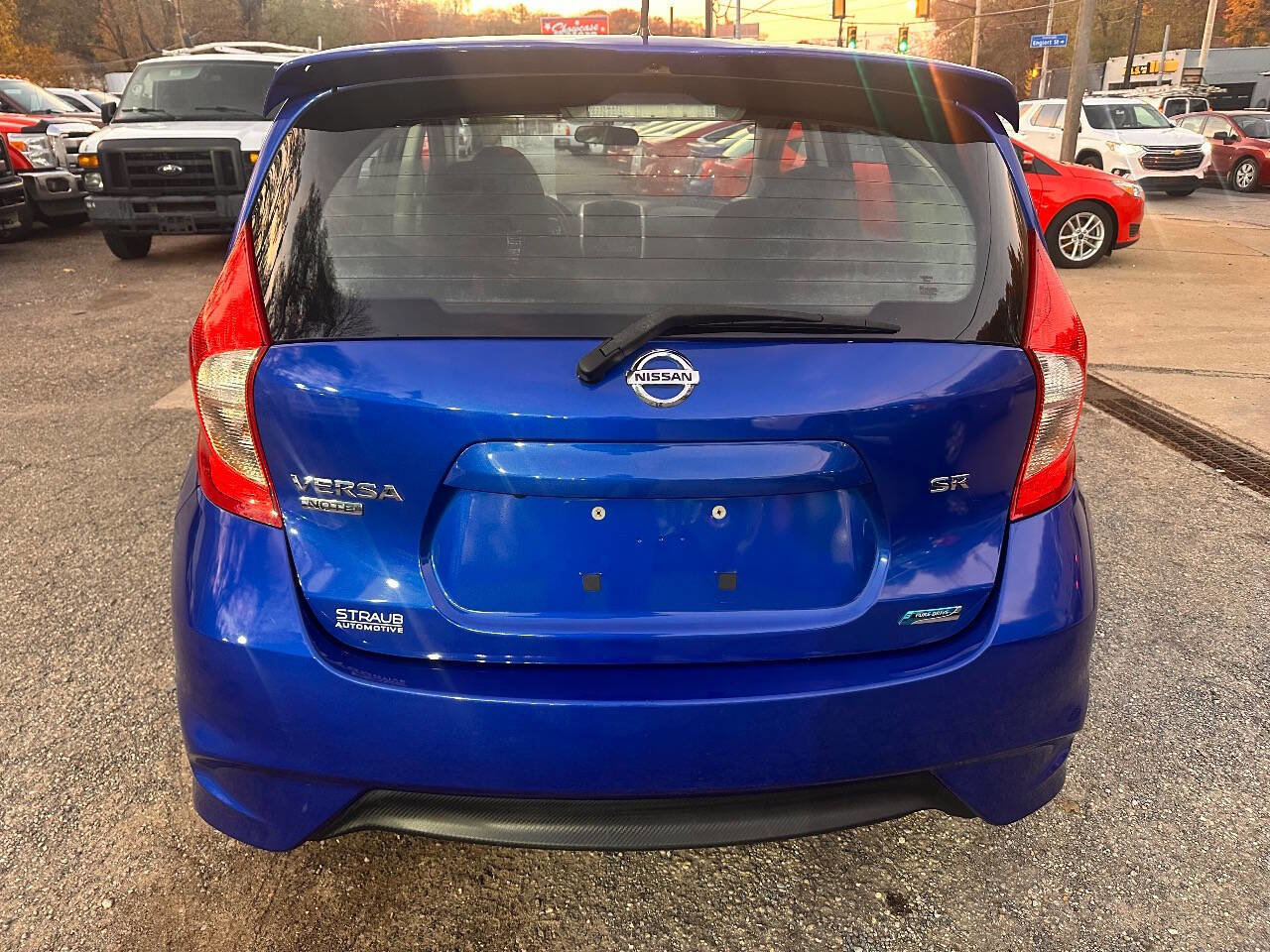 Used 2015 Nissan Versa Note SR image 5