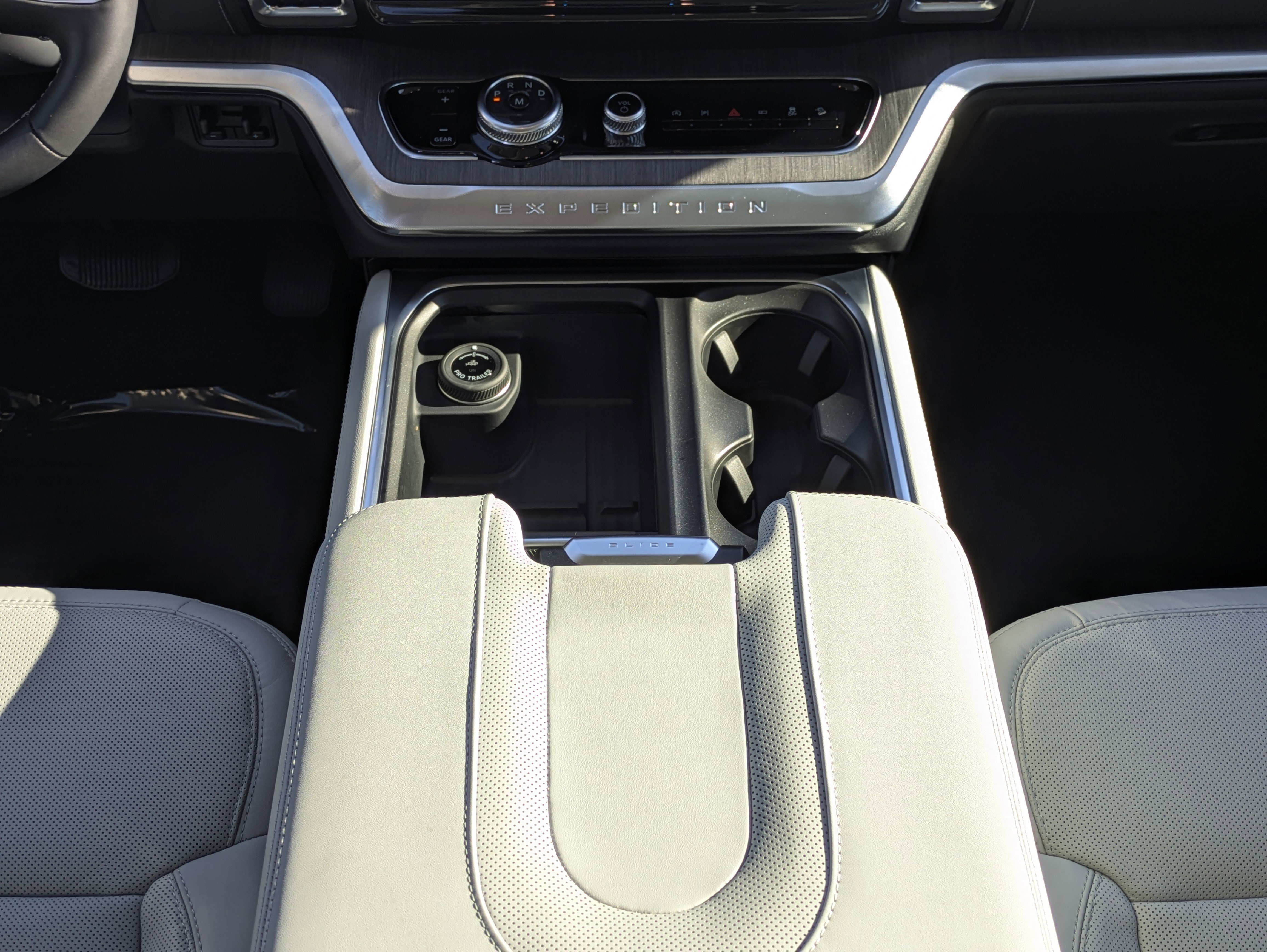 New 2026 Ford Expedition Max Platinum w/ Platinum Ultimate Package image 24