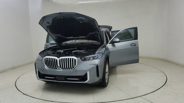 Used 2026 BMW X5 xDrive40i image 73