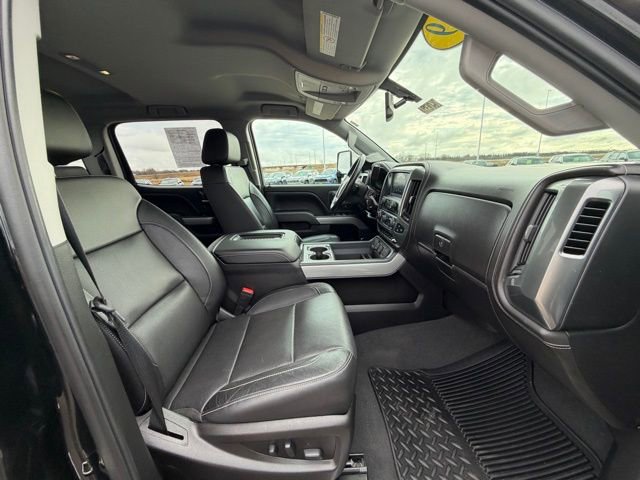 Used 2019 Chevrolet Silverado 3500 LTZ w/ Duramax Plus Package image 21