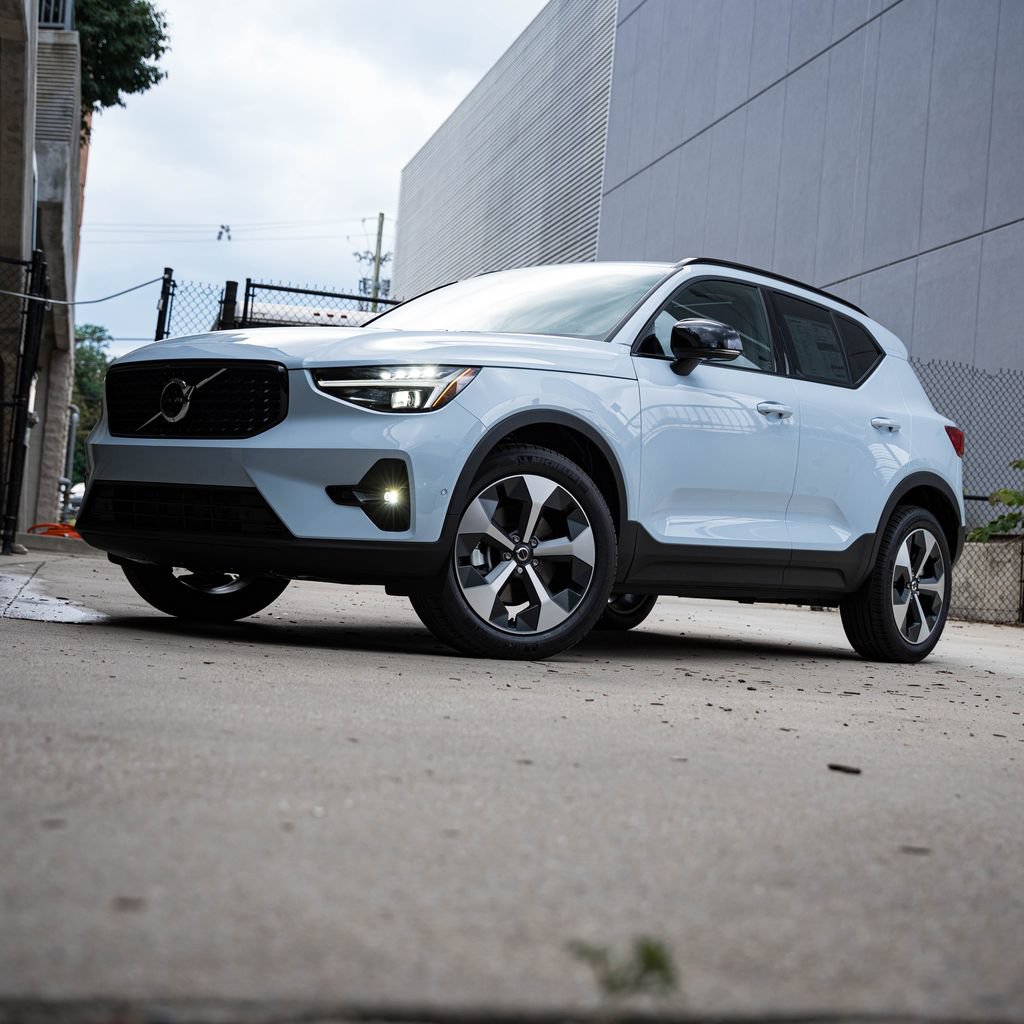 New 2026 Volvo XC40 B5 Plus w/ Protection Package Premier AWD/4WD image 1