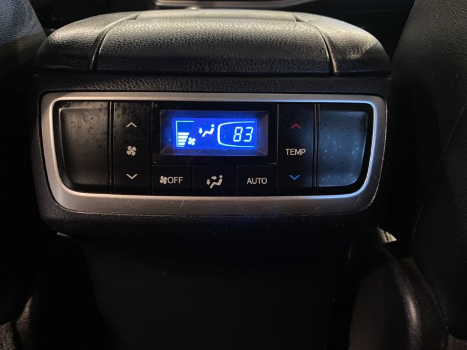 Used 2017 Toyota Highlander XLE AWD/4WD image 44