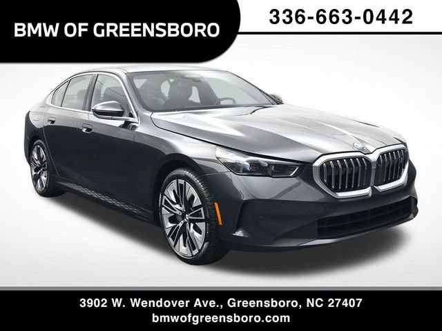 New 2026 BMW i5 eDrive40 AWD/4WD image 1