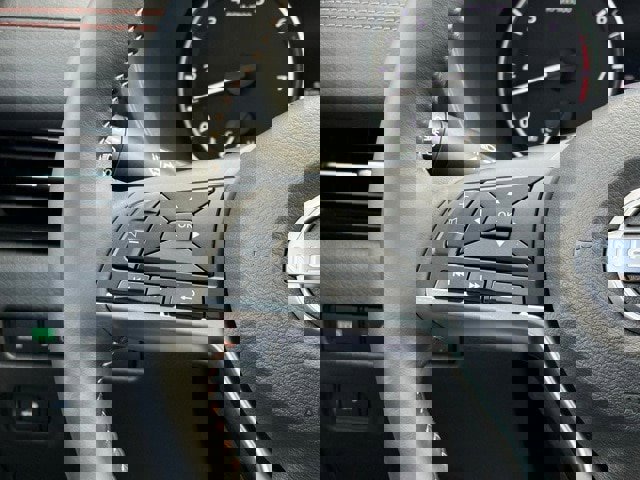 New 2025 Nissan Sentra SR w/ SR Premium Package image 22