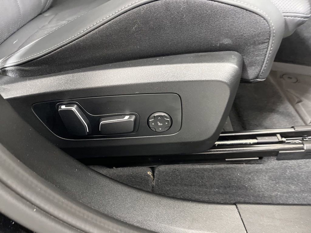 Used 2026 BMW X3 xDrive30 w/ Premium Package image 8