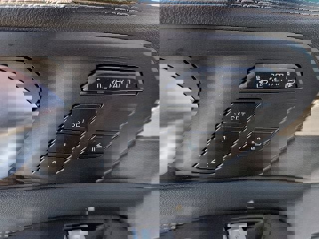 Used 2024 BMW X7 xDrive40i image 16