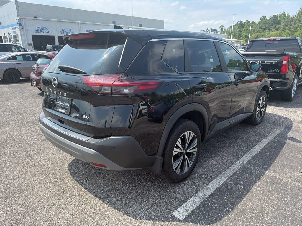 Used 2023 Nissan Rogue SV FWD image 5