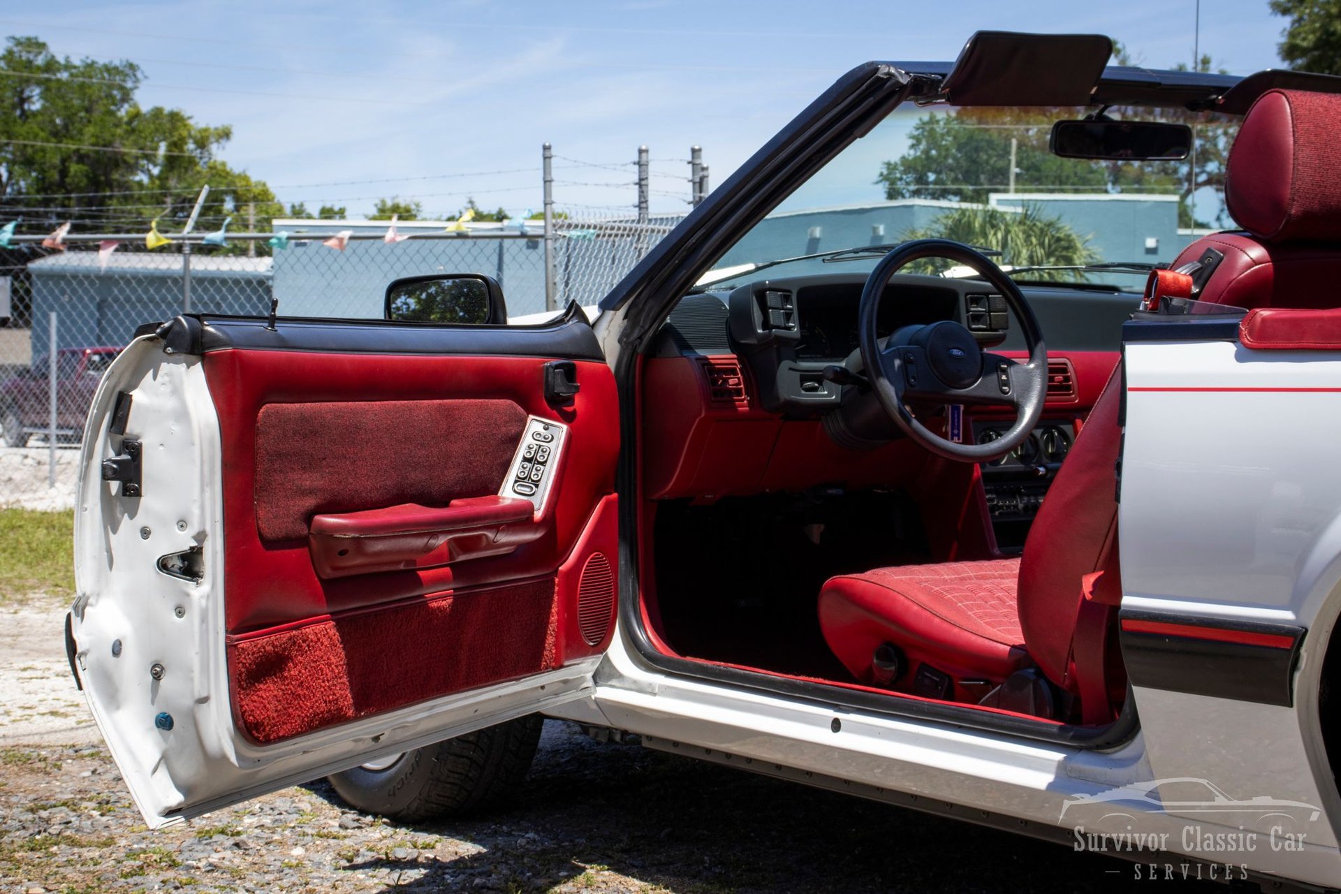 Used 1989 Ford Mustang LX RWD image 86