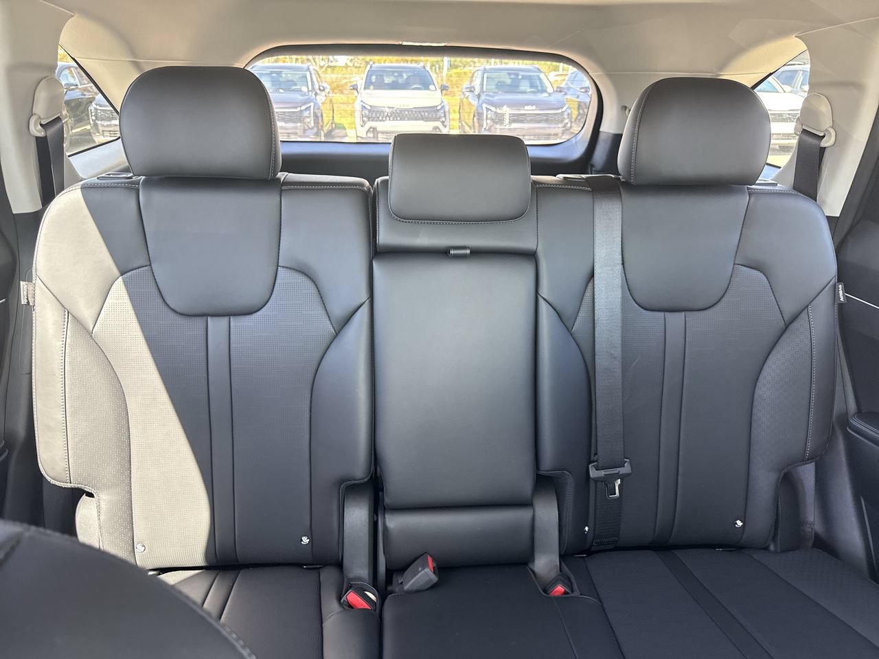 New 2026 Kia Sorento S w/ S Panoramic Sunroof Package FWD image 29