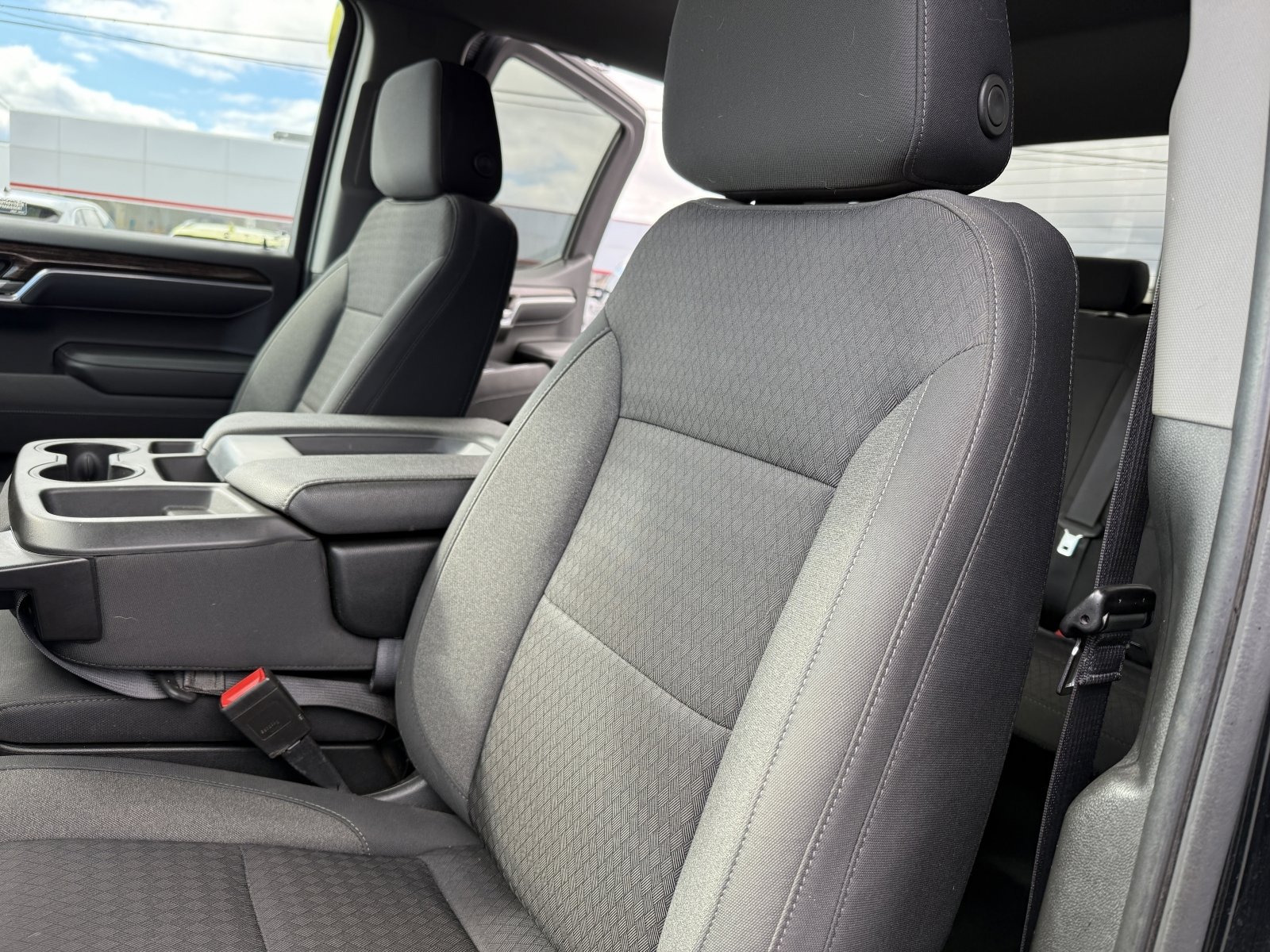 Used 2022 GMC Sierra 1500 SLE image 13