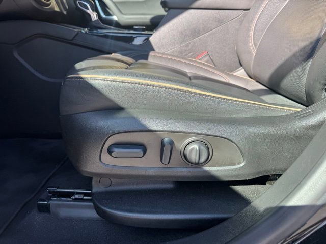 Used 2023 Chevrolet Blazer Premier w/ Driver Confidence II Package AWD/4WD image 18