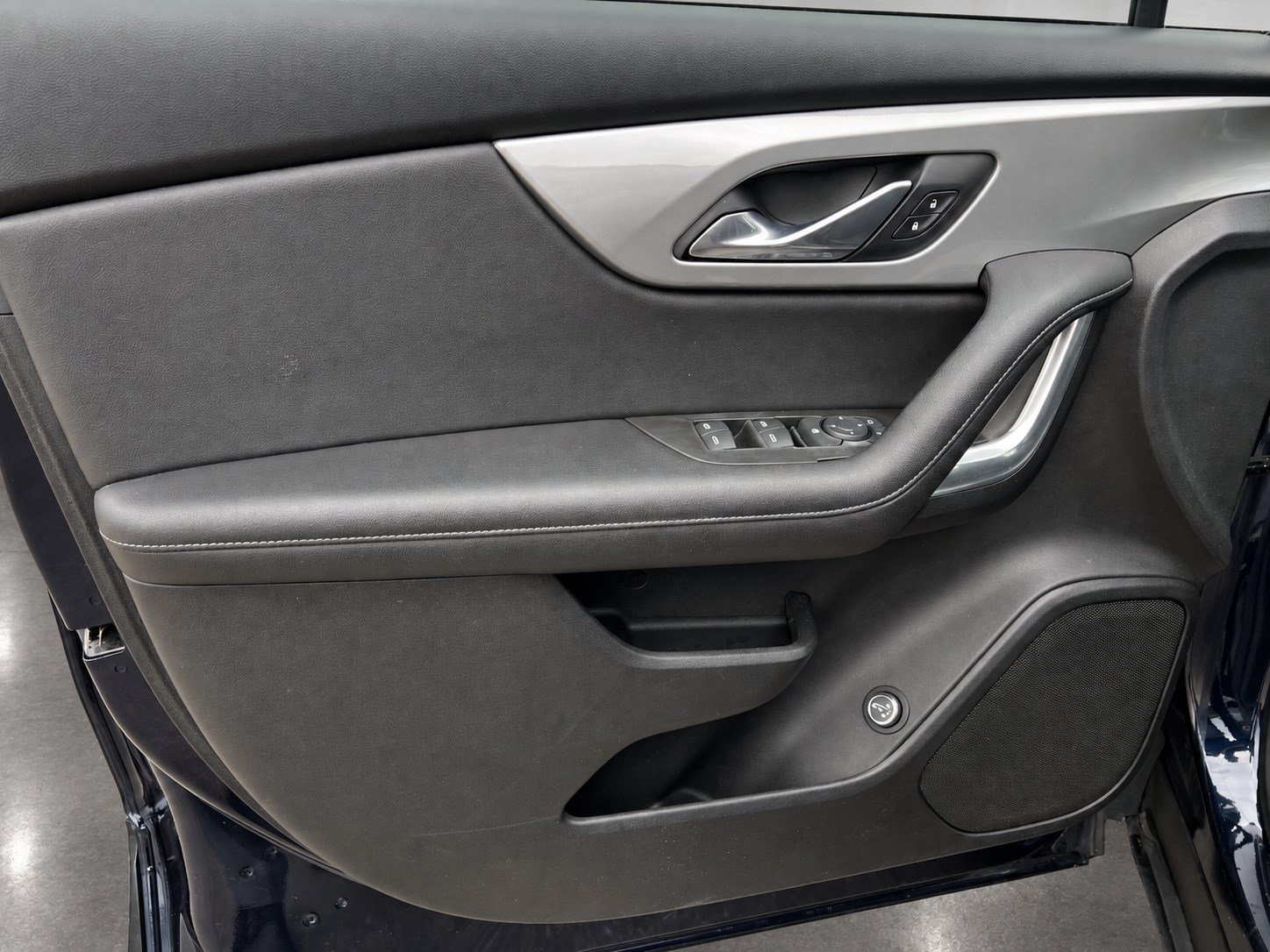 Used 2020 Chevrolet Blazer LT AWD/4WD image 8