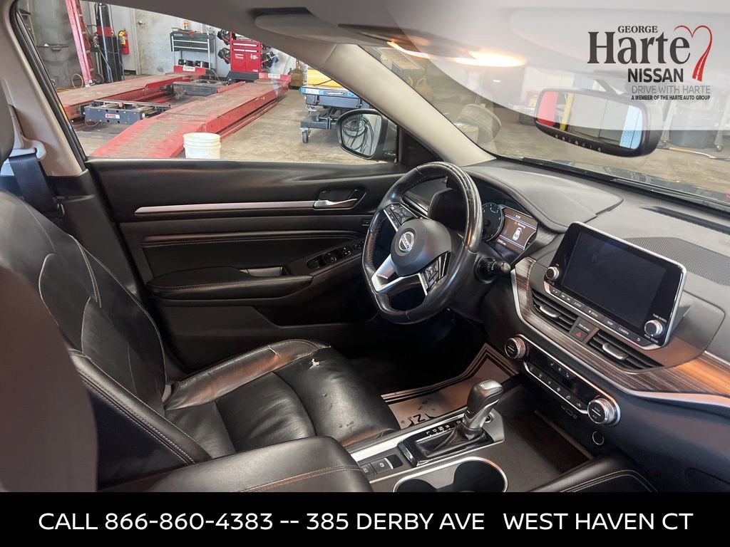 Certified 2019 Nissan Altima 2.5 Platinum image 42