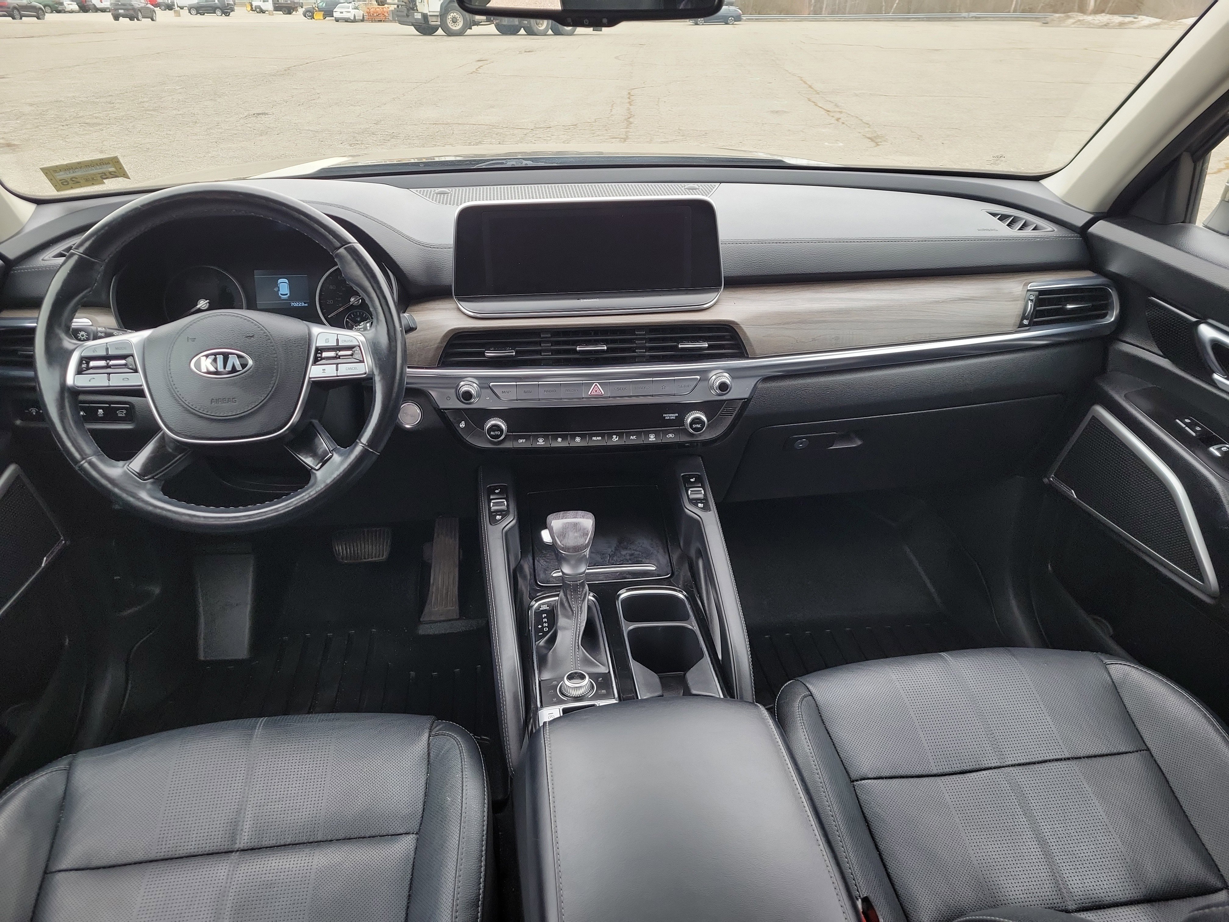 Used 2021 Kia Telluride EX w/ EX Premium Package image 19