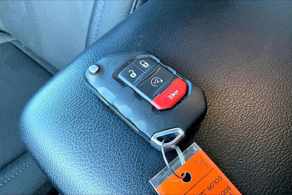 Used 2023 Jeep Wrangler Unlimited Sport AWD/4WD image 12