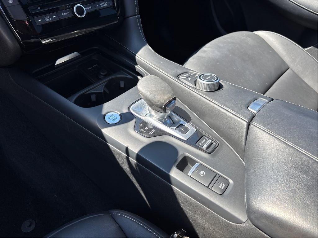 Used 2021 INFINITI QX50 Luxe w/ Appearance Package image 31