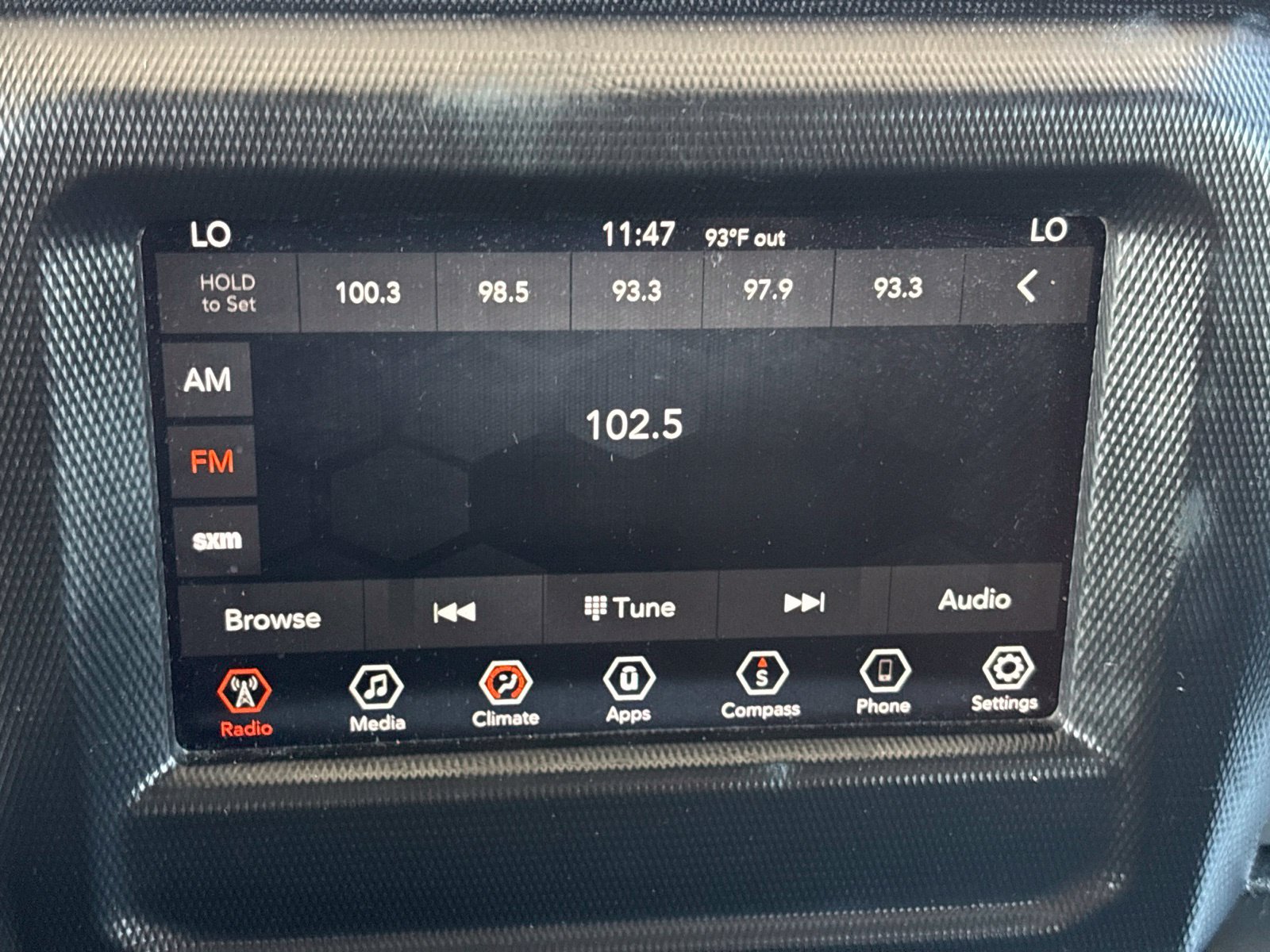 Used 2020 Jeep Wrangler Unlimited Sahara AWD/4WD image 20