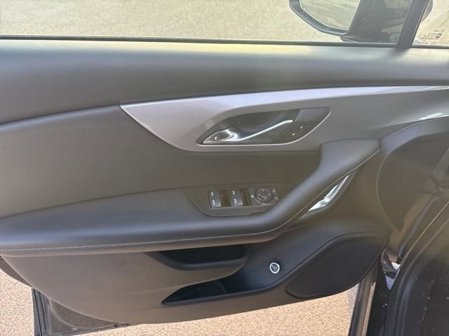 Used 2024 Chevrolet Blazer LT image 12