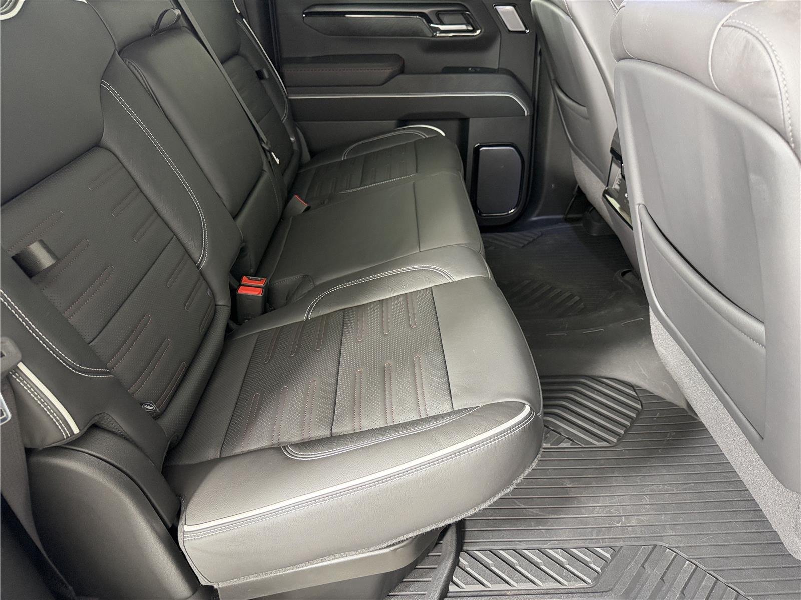 Certified 2024 GMC Sierra 1500 AT4X w/ AT4X AEV Edition AWD/4WD image 13