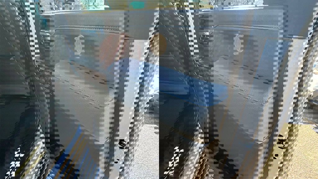 Used 2021 GMC Sierra 2500 Denali w/ Denali Ultimate Package image 19