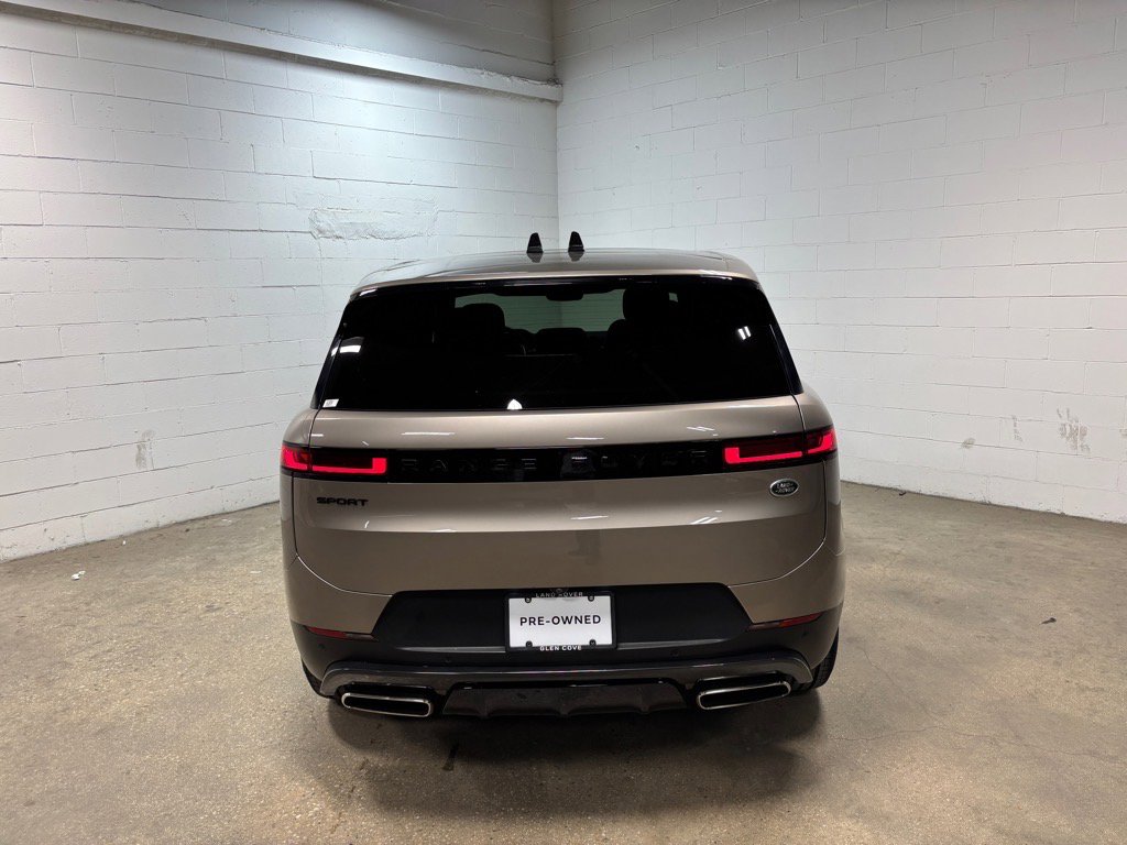 Used 2023 Land Rover Range Rover Sport SE image 8