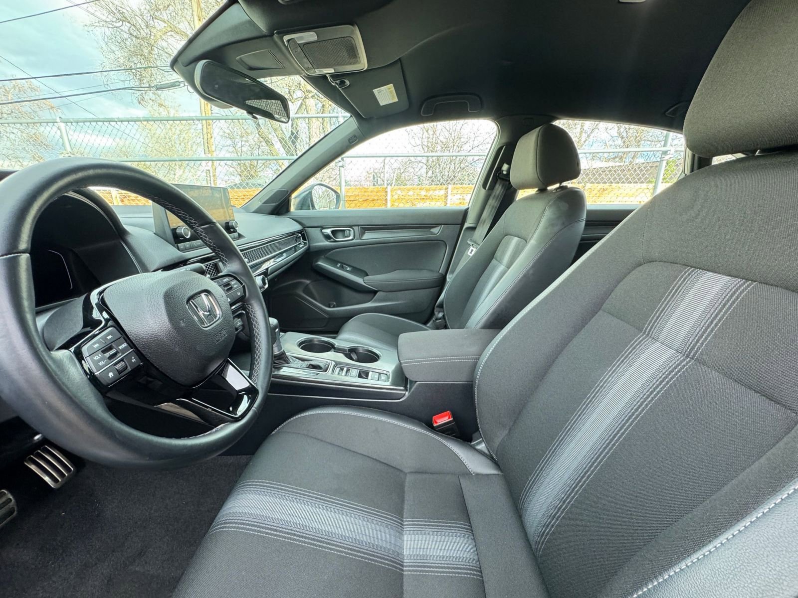 Used 2025 Honda Civic Sport image 25