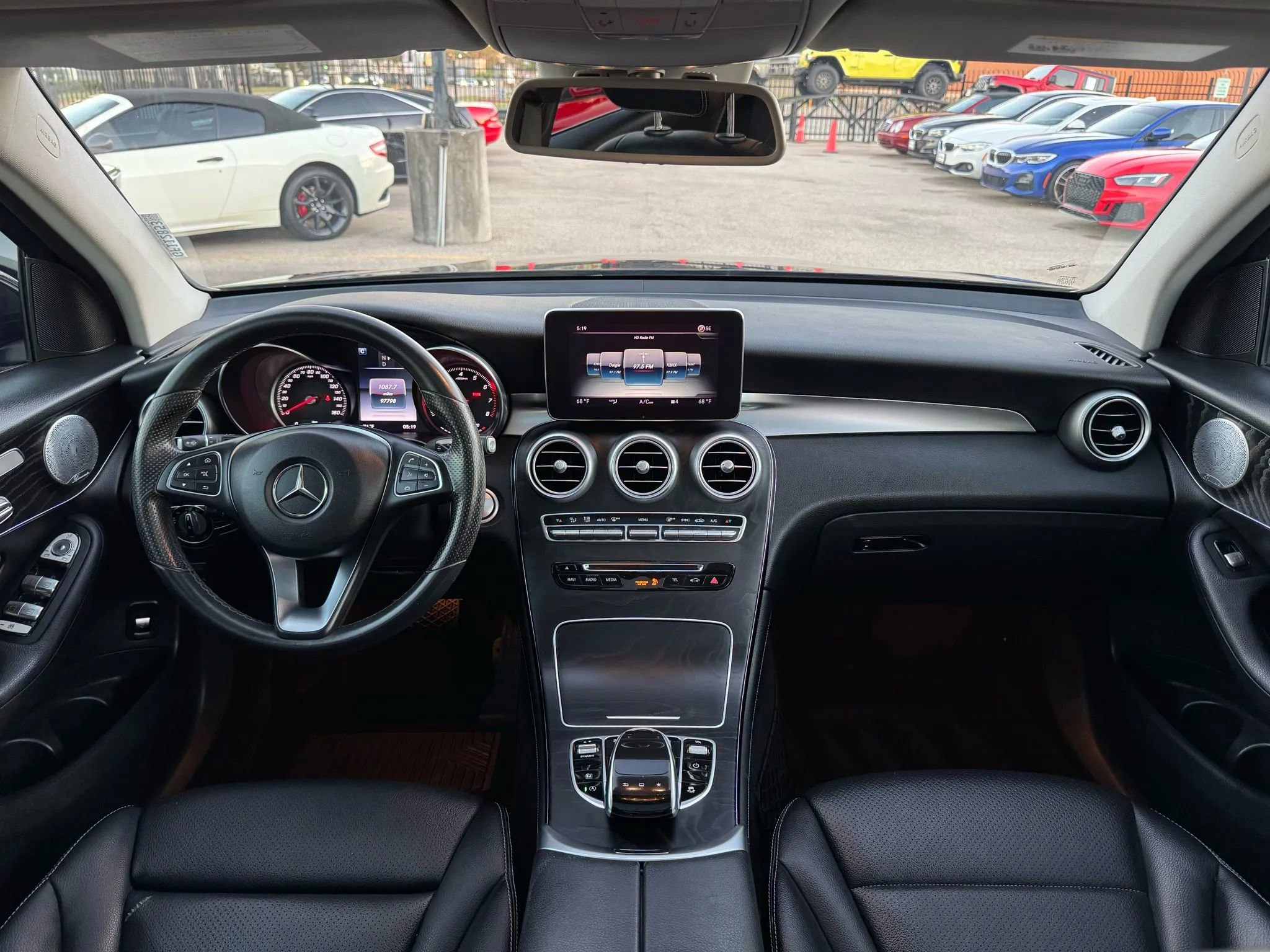 Used 2016 Mercedes-Benz GLC 300 4MATIC image 27