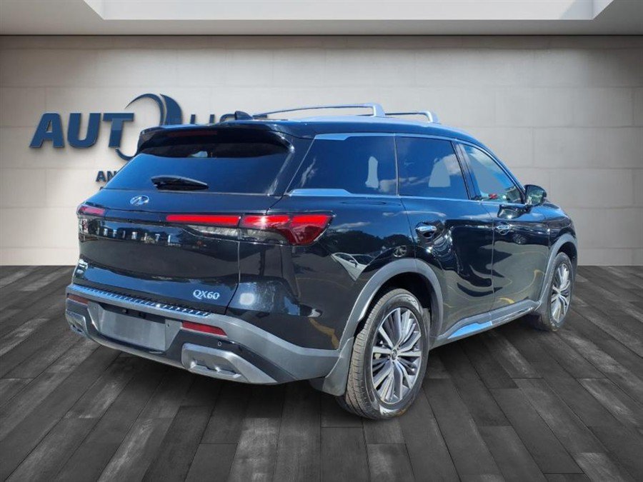 Used 2023 INFINITI QX60 Sensory w/ Vision Package AWD/4WD image 7