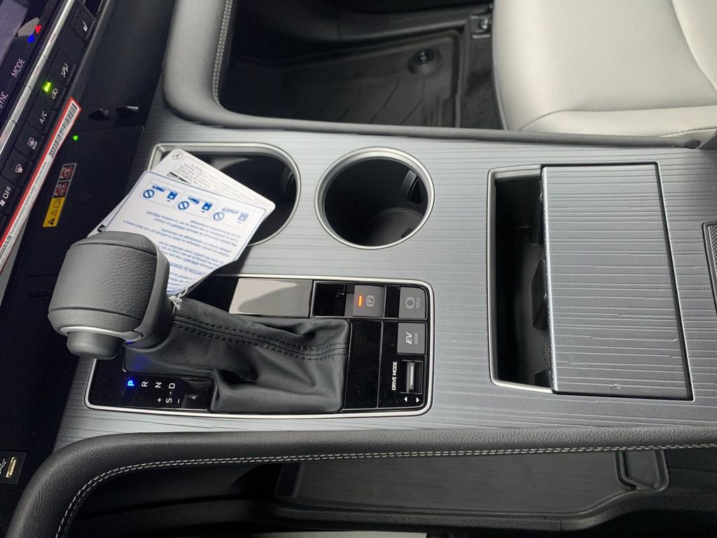 New 2026 Toyota Sienna XLE image 24