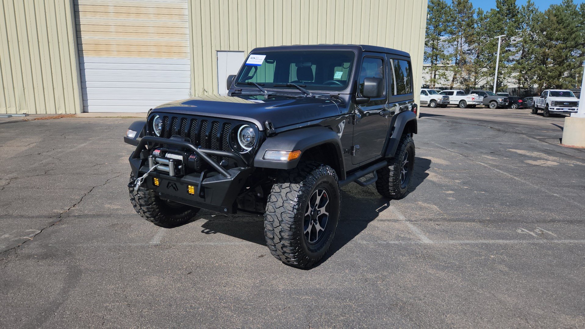 Used 2022 Jeep Wrangler Sport AWD/4WD image 3