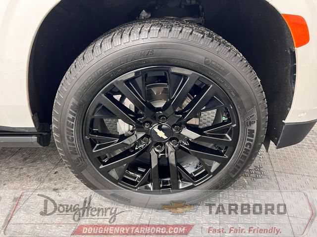 Used 2024 Chevrolet Suburban High Country w/ Advanced Technology Package AWD/4WD image 22