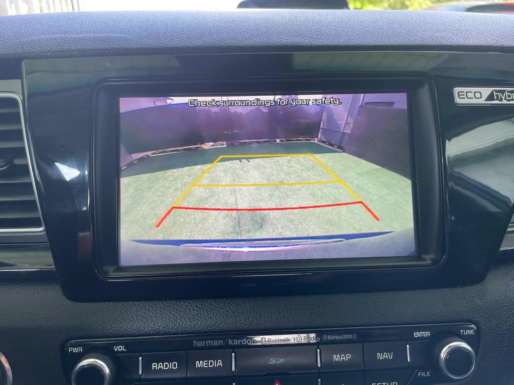 Used 2019 Kia Niro Touring FWD image 29