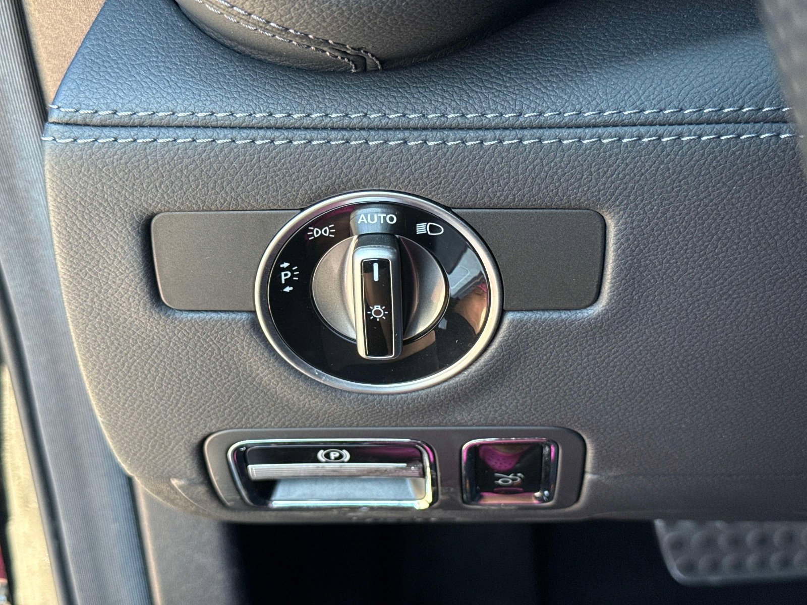 Used 2021 Mercedes-Benz AMG GT Roadster image 51