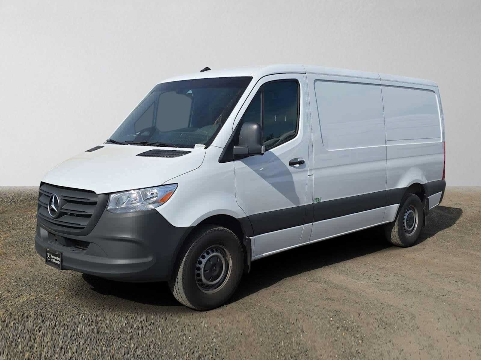 Used 2025 Mercedes-Benz Sprinter 2500 image 7