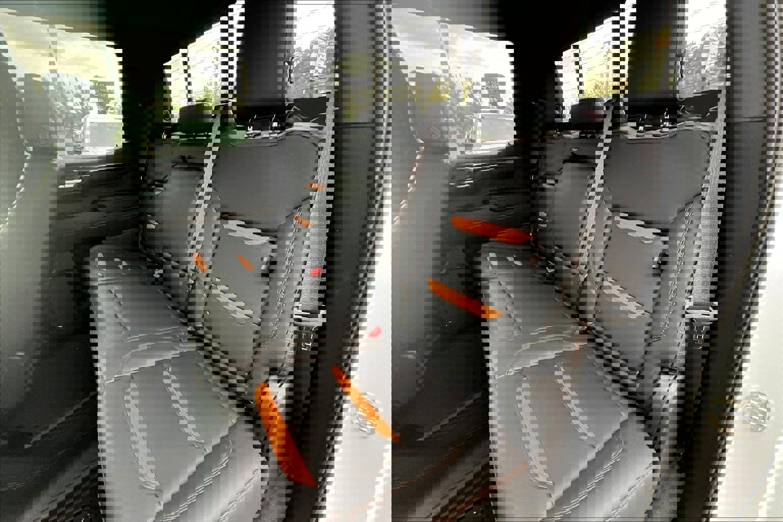 Certified 2022 GMC Sierra 1500 AT4 w/ AT4 Premium Package image 22